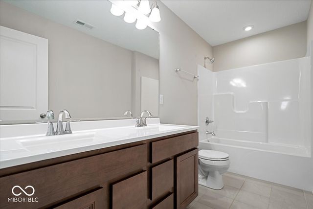 3783 Railhead Avenue, Westfield, IN 46074
