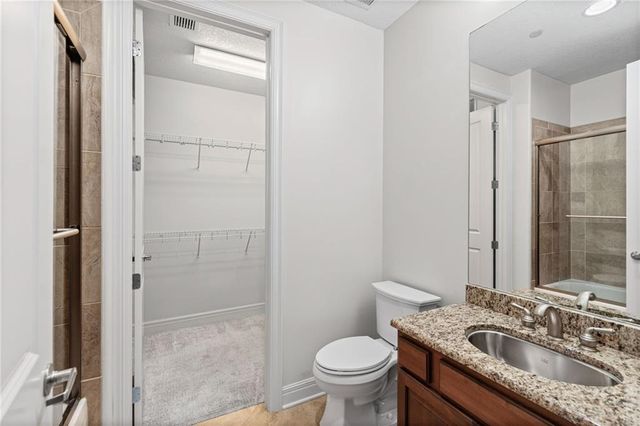 1101 Walnut Street 803, Kansas City, MO 64106