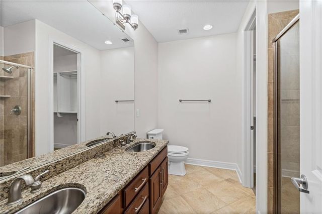 1101 Walnut Street 803, Kansas City, MO 64106