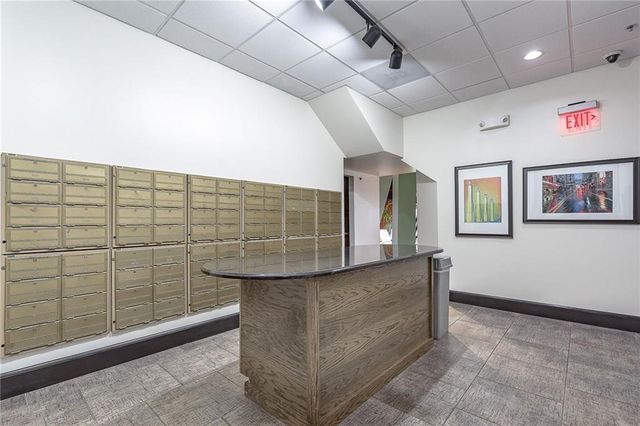 1101 Walnut Street 803, Kansas City, MO 64106