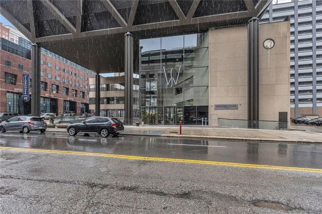 1101 Walnut Street 803, Kansas City, MO 64106