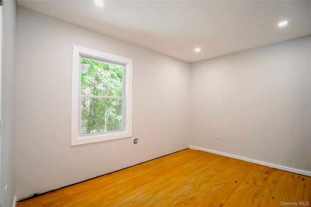 333 Spring Road, Huntington, NY 11743