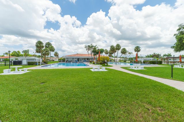 4500 NW 47th Court, Tamarac, FL 33319