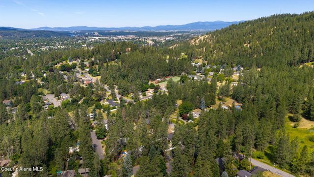 2886 E Harrison Ave, Coeur D'alene, ID 83814