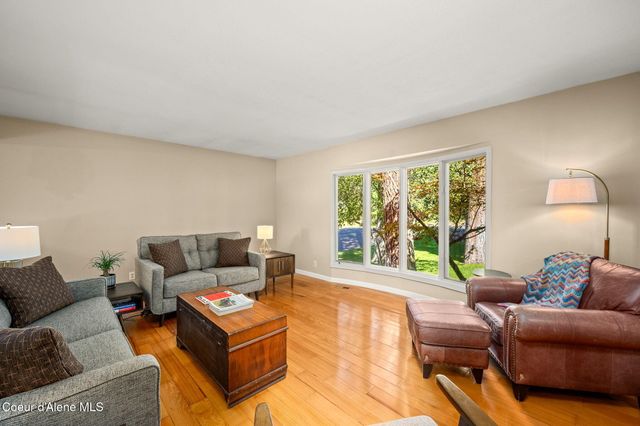 2886 E Harrison Ave, Coeur D'alene, ID 83814