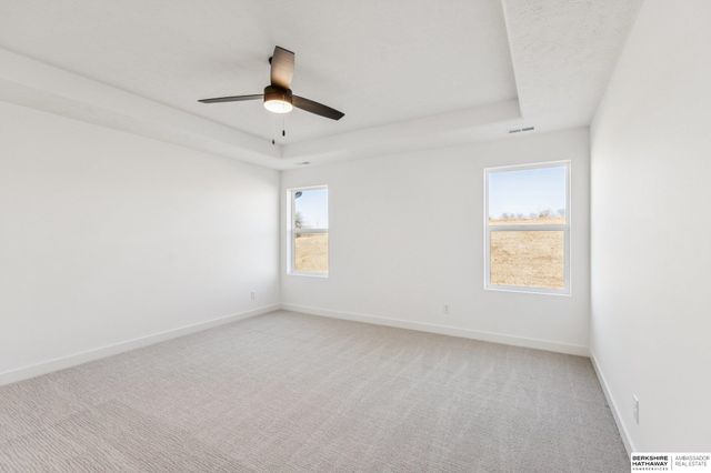 18552 Sycamore Drive, Gretna, NE 68028