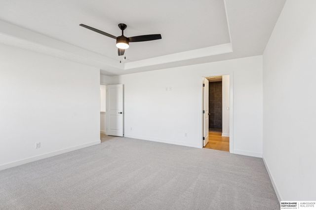 18552 Sycamore Drive, Gretna, NE 68028