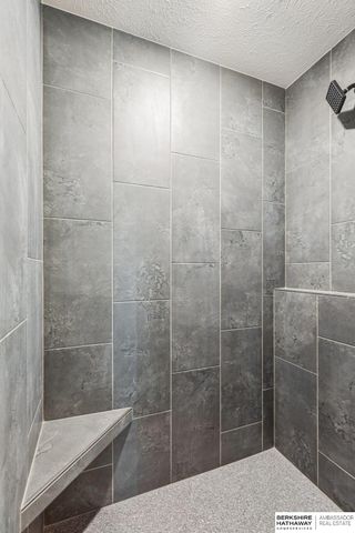 18552 Sycamore Drive, Gretna, NE 68028