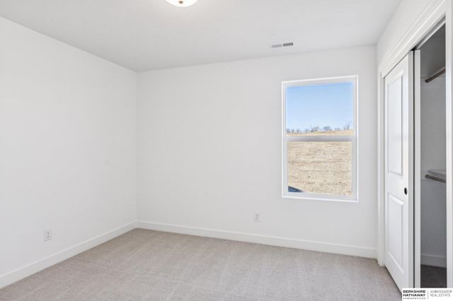 18552 Sycamore Drive, Gretna, NE 68028