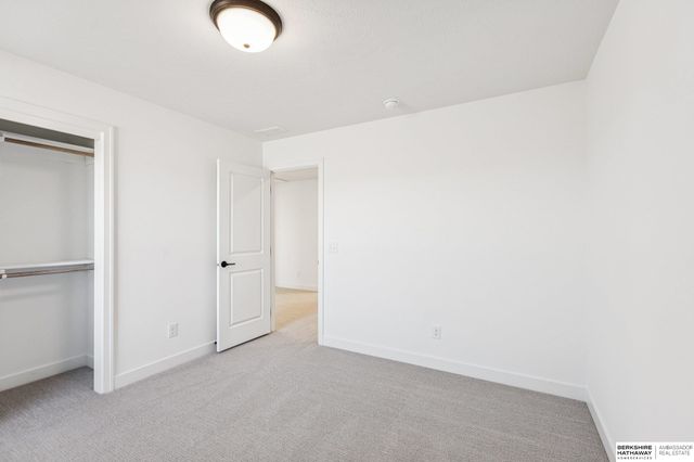 18552 Sycamore Drive, Gretna, NE 68028