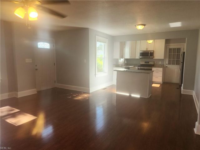 3830 Pamlico CIR, Norfolk, VA 23513