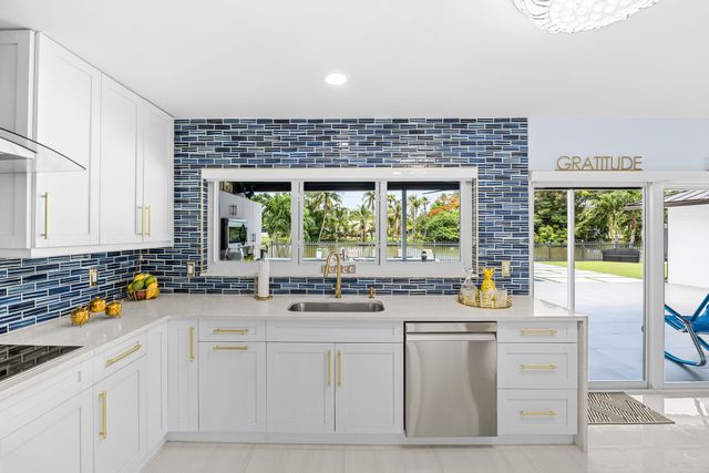 1821 CARISSA Road, Lake Clarke Shores, FL 33406