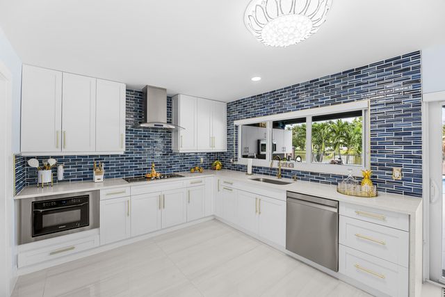1821 CARISSA Road, Lake Clarke Shores, FL 33406