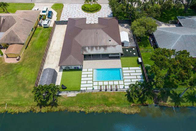 1821 CARISSA Road, Lake Clarke Shores, FL 33406