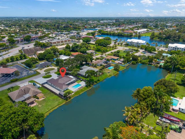 1821 CARISSA Road, Lake Clarke Shores, FL 33406