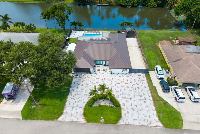 1821 CARISSA Road, Lake Clarke Shores, FL 33406