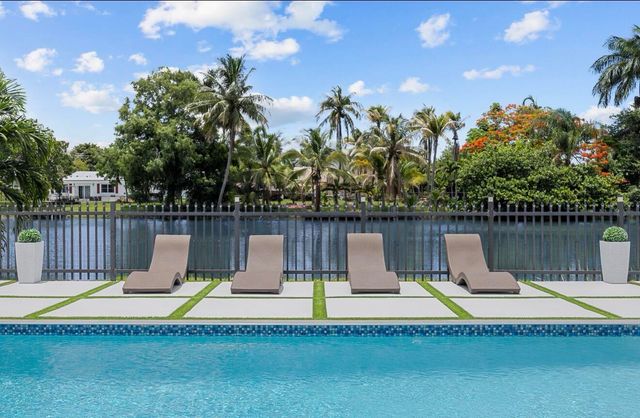 1821 CARISSA Road, Lake Clarke Shores, FL 33406