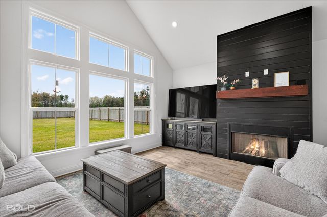 177 Sitka Loop, Haughton, LA 71037