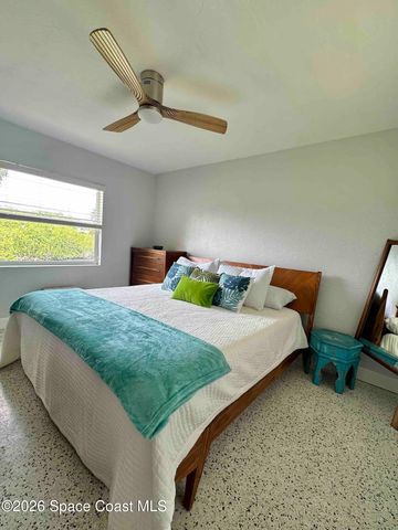 589 Hillside Court, Melbourne, FL 32935