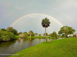 589 Hillside Court, Melbourne, FL 32935