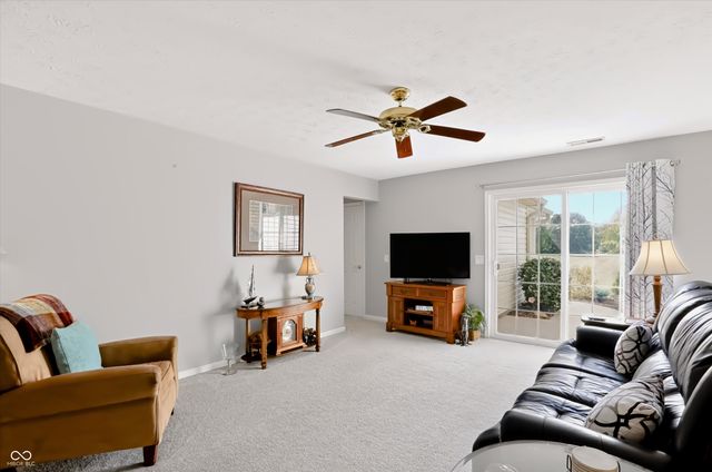 2053 Acorn Boulevard, Franklin, IN 46131