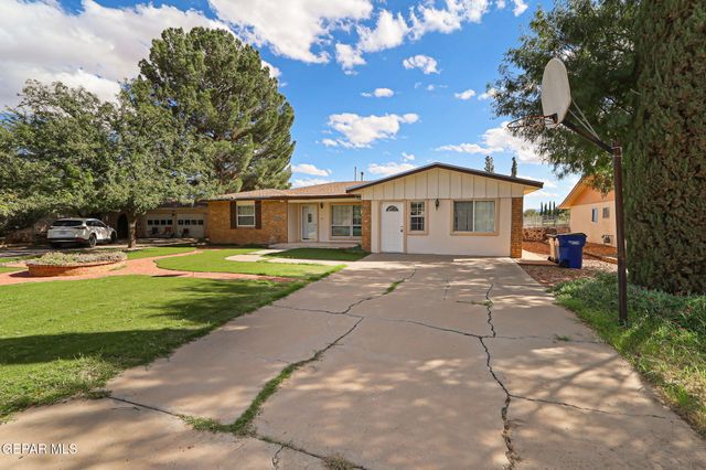 124 Serrania Drive, El Paso, TX 79932
