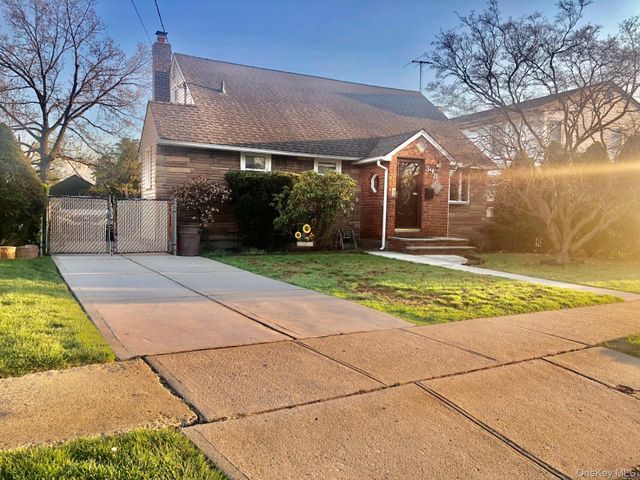 398 Hendrickson Avenue, Valley Stream, NY 11580