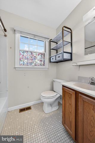 1015 MERCER ST, Cherry Hill, NJ 08002