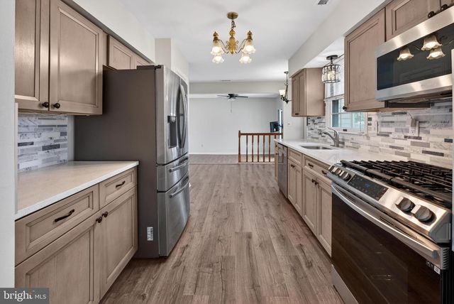 1015 MERCER ST, Cherry Hill, NJ 08002