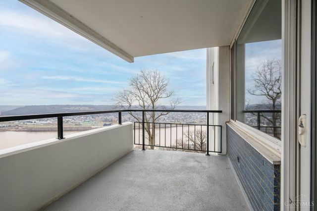 2401 Ingleside Avenue, Cincinnati, OH 45206