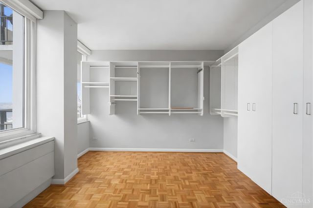 2401 Ingleside Avenue, Cincinnati, OH 45206