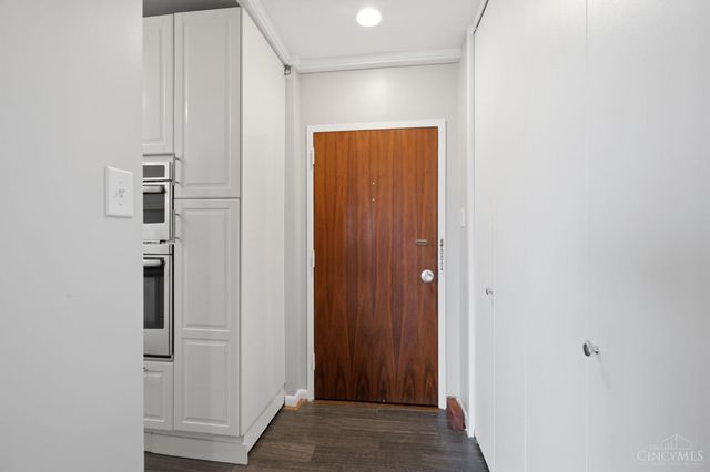 2401 Ingleside Avenue, Cincinnati, OH 45206