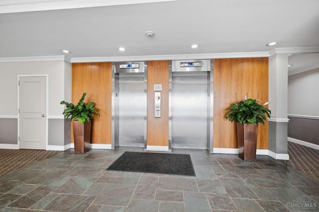 2401 Ingleside Avenue, Cincinnati, OH 45206