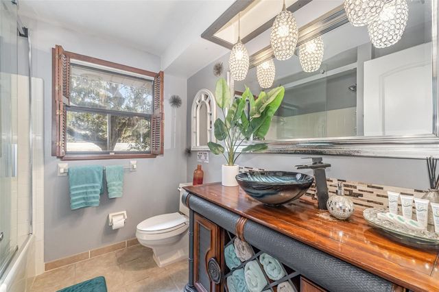 176 SE 989TH STREET, Old Town, FL 32680