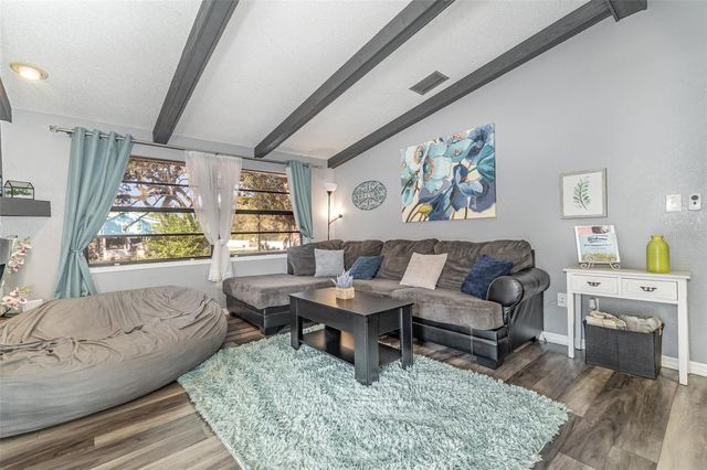 176 SE 989TH STREET, Old Town, FL 32680