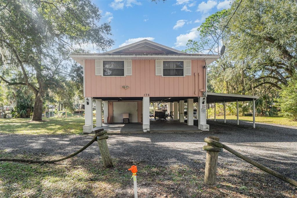176 SE 989TH STREET, Old Town, FL 32680