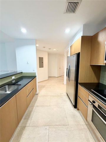 1050 Brickell Ave 2420, Miami, FL 33131