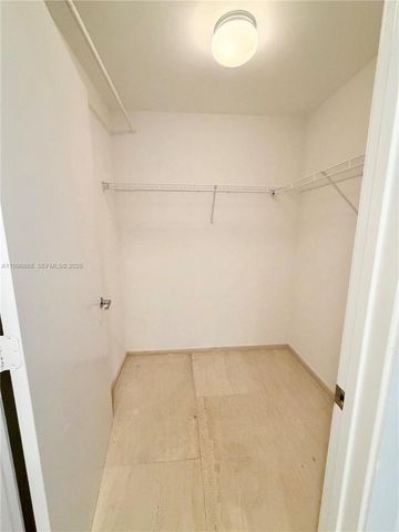 1050 Brickell Ave 2420, Miami, FL 33131