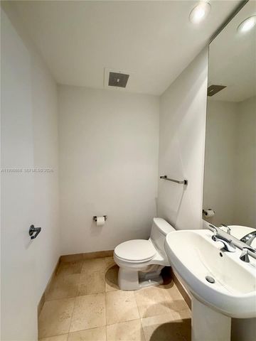 1050 Brickell Ave 2420, Miami, FL 33131