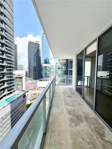 1050 Brickell Ave 2420, Miami, FL 33131