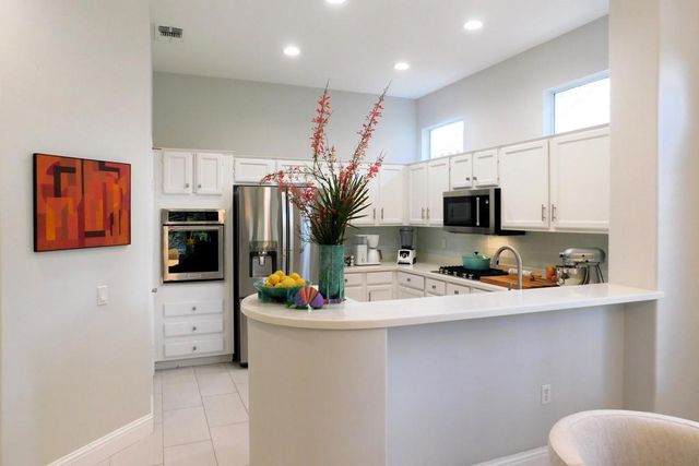 78622 Waterfall Drive, Palm Desert, CA 92211