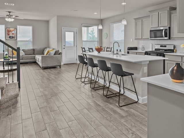 200 Tanager Drive, Rhome, TX 76078