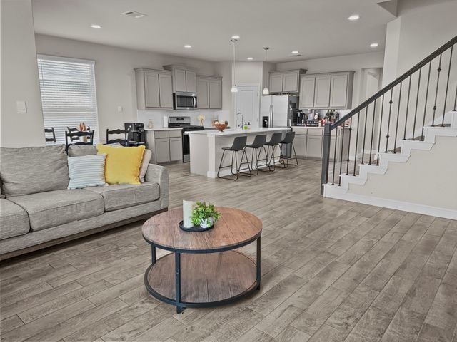 200 Tanager Drive, Rhome, TX 76078