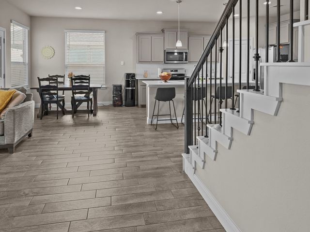 200 Tanager Drive, Rhome, TX 76078