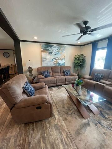 90 Bomar Place, Walterboro, SC 29488