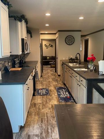 90 Bomar Place, Walterboro, SC 29488
