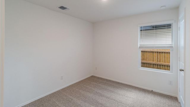 320 SANTO DOMINGO RD, Bastrop, TX 78602