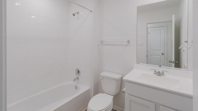 320 SANTO DOMINGO RD, Bastrop, TX 78602