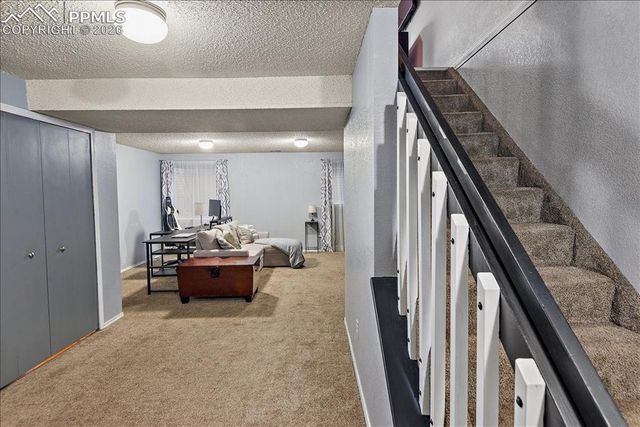 4304 Hunting Meadows Circle, Colorado Springs, CO 80916