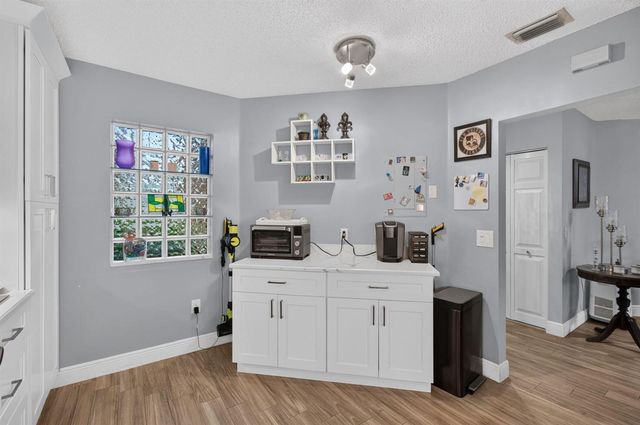 5133 Brisata Circle B, Boynton Beach, FL 33437